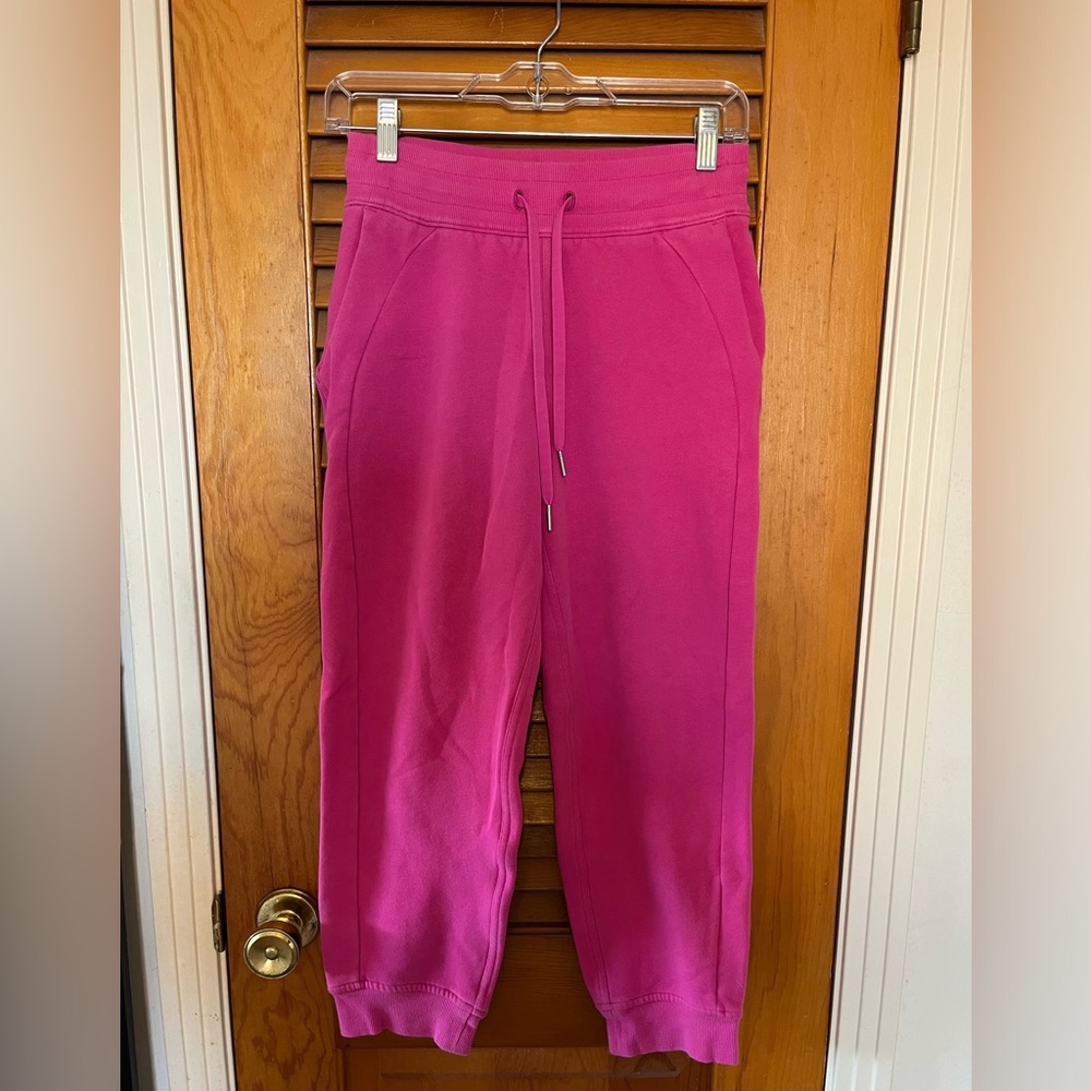 lululemon scuba joggers- sonic pink